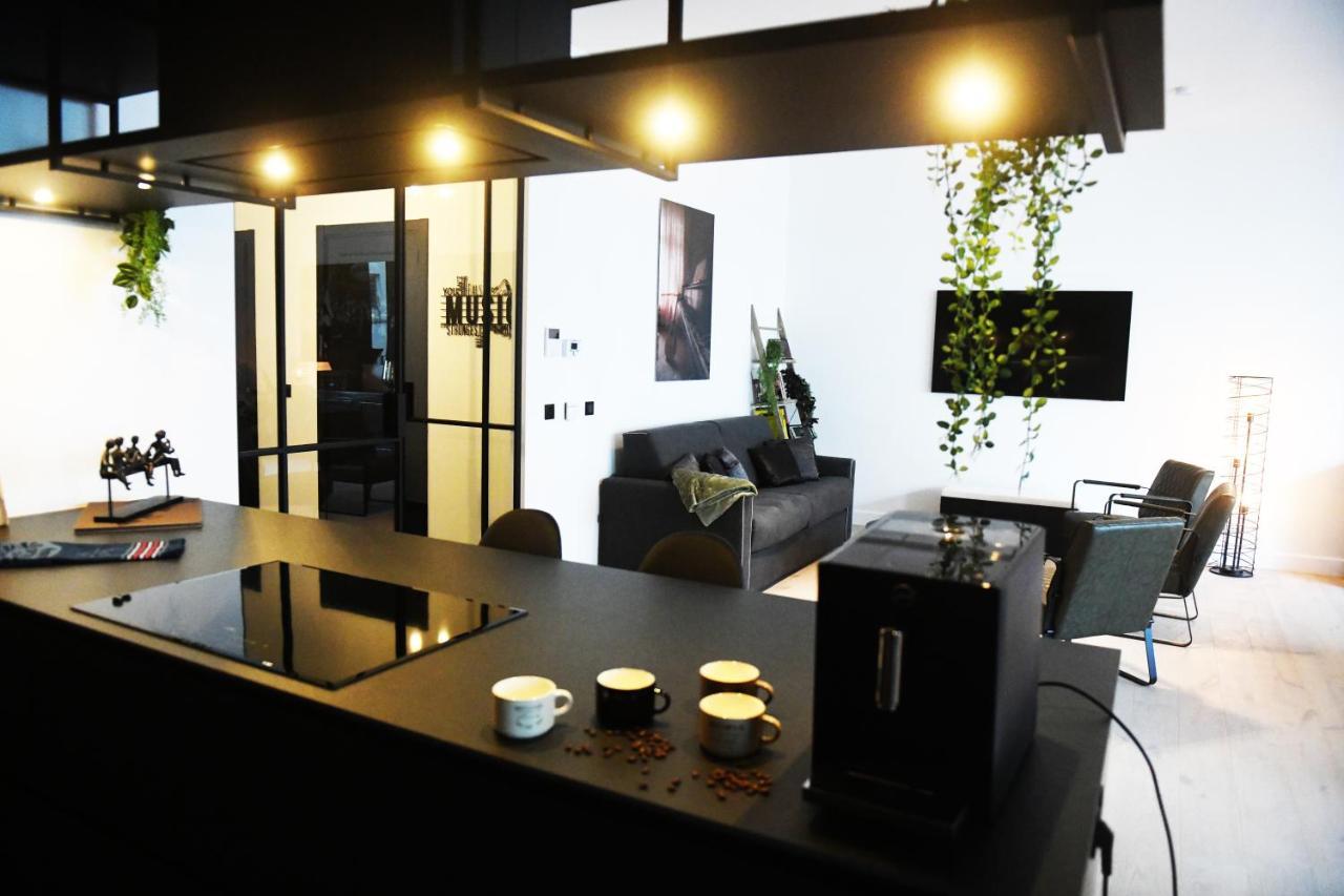 Music Of The World - Antwerp Apartamento Exterior foto