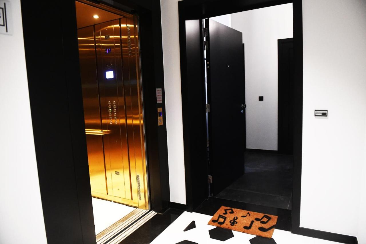 Music Of The World - Antwerp Apartamento Exterior foto